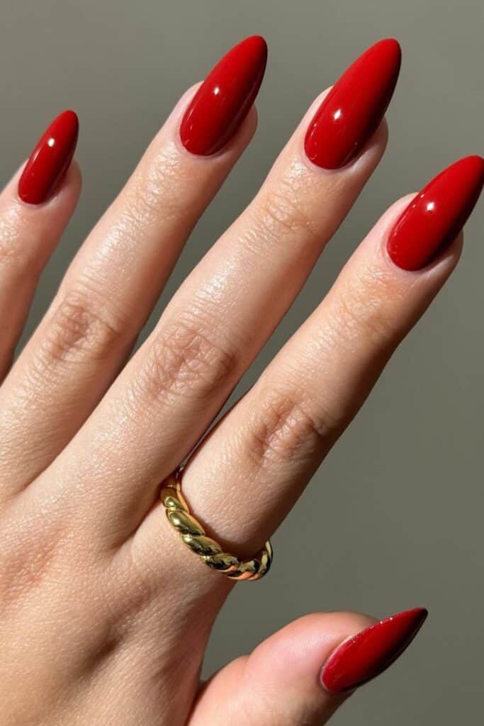 classic red nail design