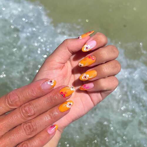 vacation nails