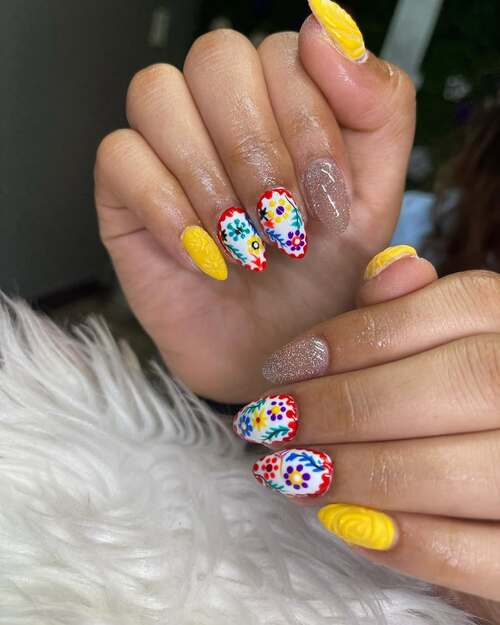 cinco de mayo nails