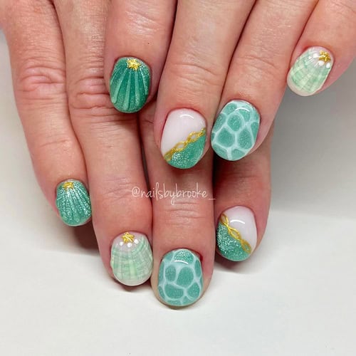 beach nails