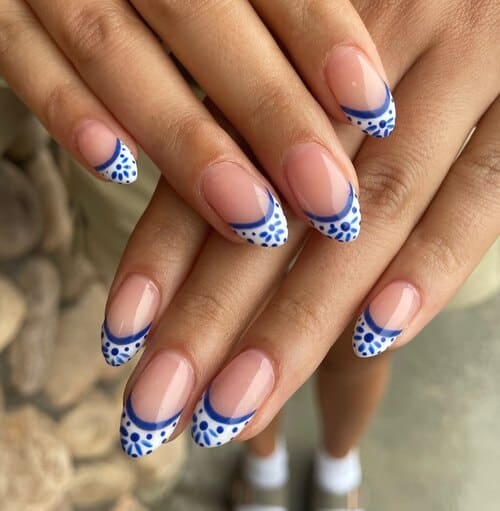 august nails