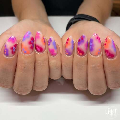august nails