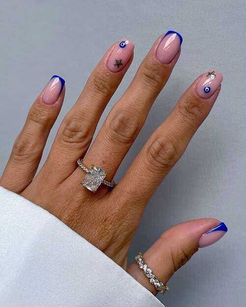 august nails