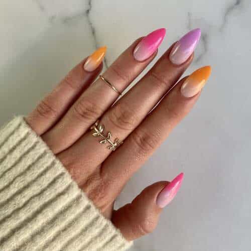 august nails